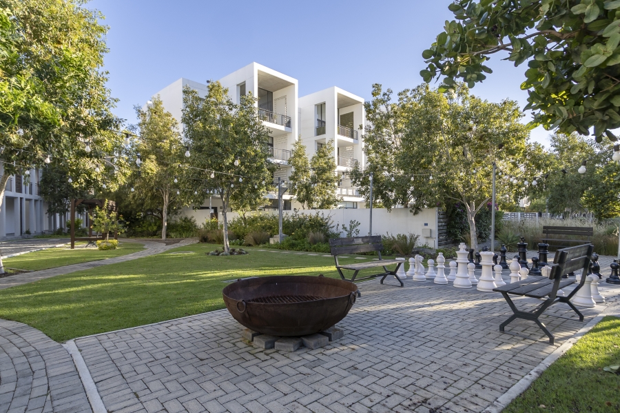 To Let 1 Bedroom Property for Rent in Paardevlei Western Cape